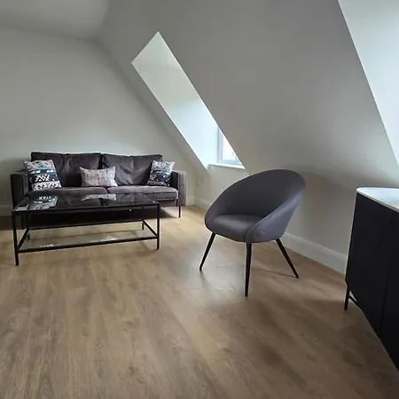 Comfotable Centre Two Bedroom Apartament Galway
