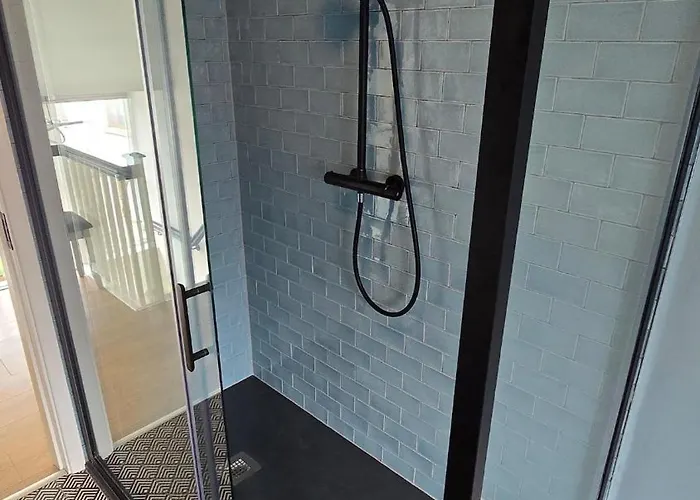 Comfotable Centre Two Bedroom * Galway