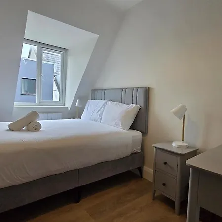 Comfotable Centre Two Bedroom