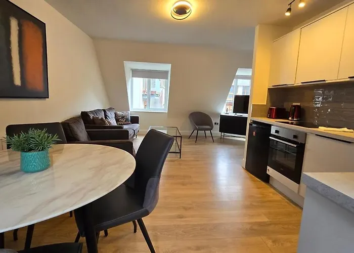 Comfotable Centre Two Bedroom Apartamento Galway