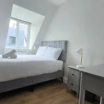 Comfotable Centre Two Bedroom *