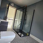 Comfotable Centre Two Bedroom * Galway